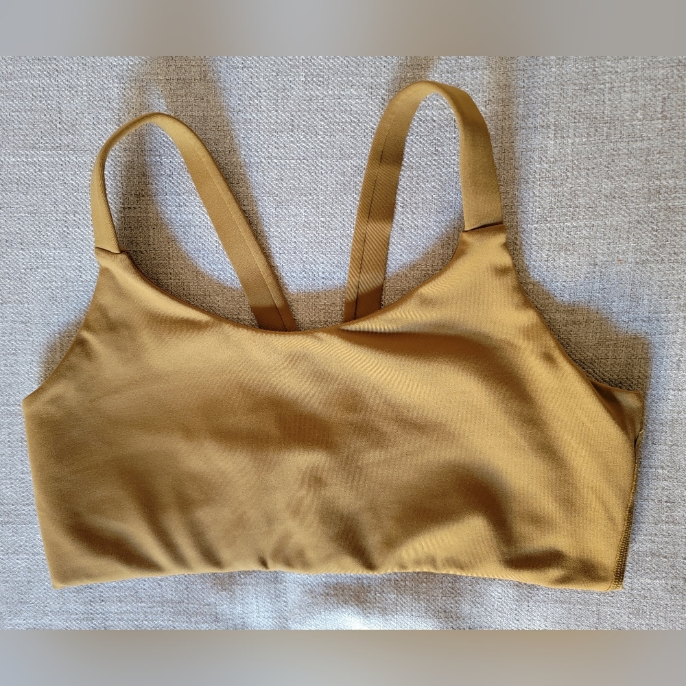 Girlfriend Collective Lou V-back Sports Bra Sz M